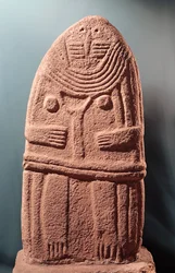 Statua menhir n.4, da Saint-Sernins-sur-Rance, 6000-3500 a.C. (arenaria)